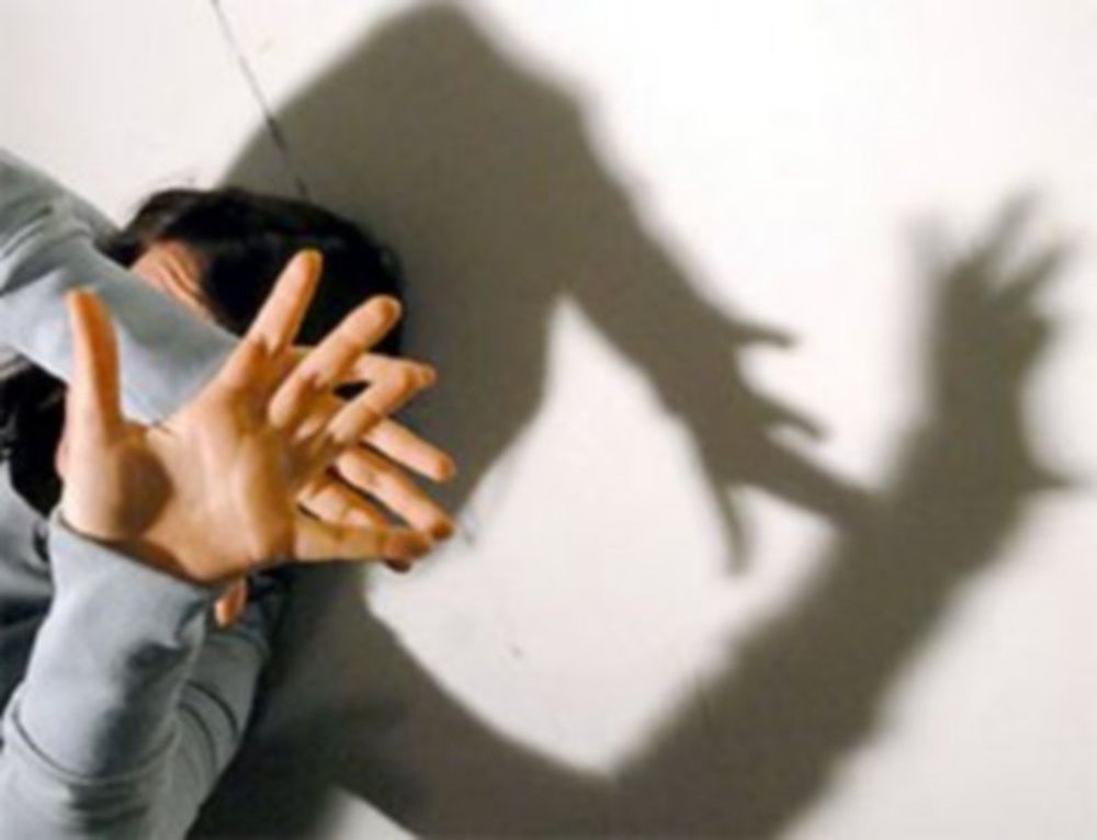 Maltrattava la moglie a Collodi: arrestato 37enne pregiudicato