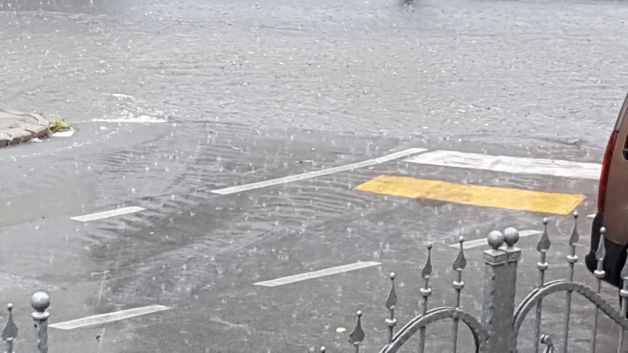 Bomba d’acqua sulla città di Firenze GUARDA IL VIDEO