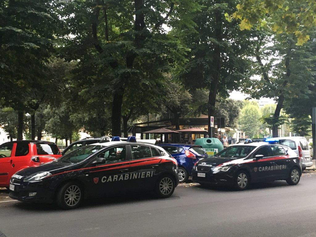 Droga a Prato: trenta persone identificate in una sola serata