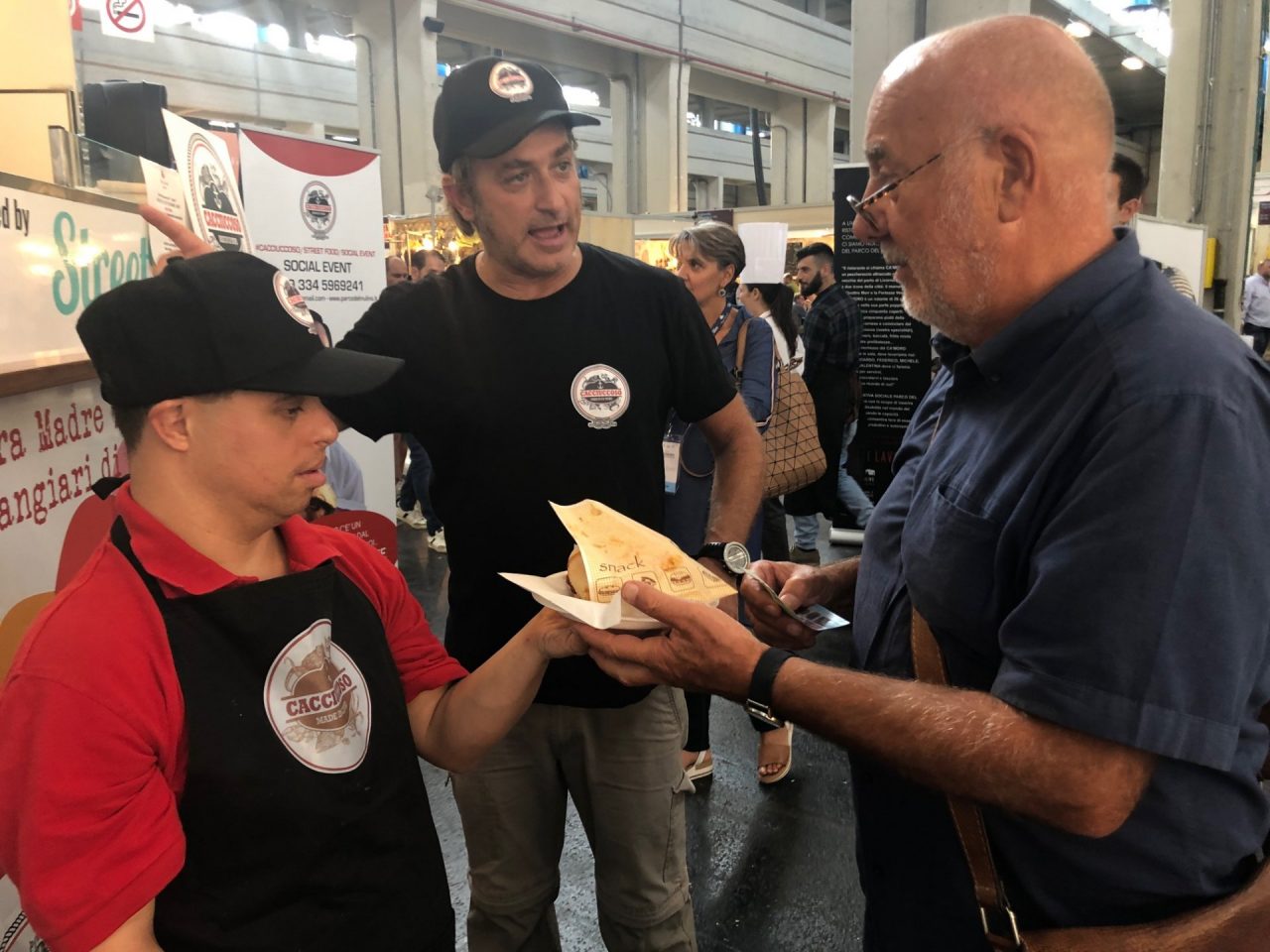 Successo per il Cacciuccoso, per la castagna di Marradi e il peposo dell’Impruneta