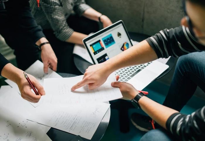 Sostegno occupazione, approvato avviso per contributi a datori di lavoro privati