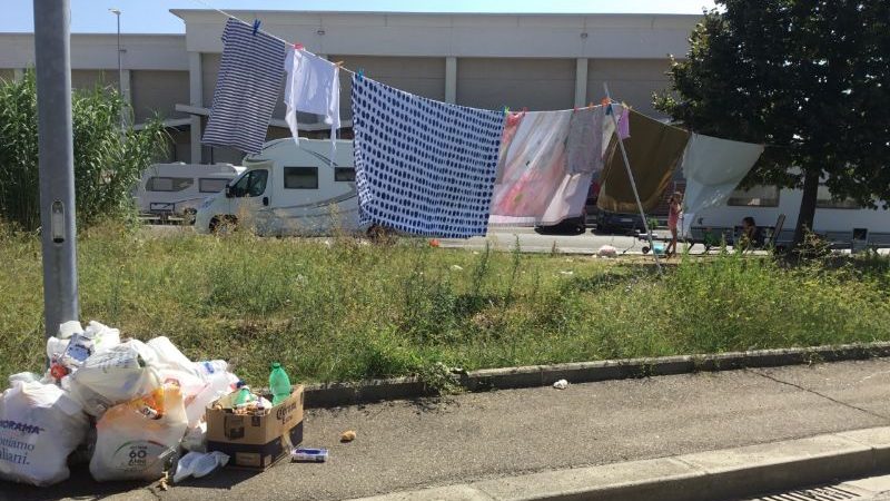 Accampamento nomadi: l’attacco di Forza Italia e FdI