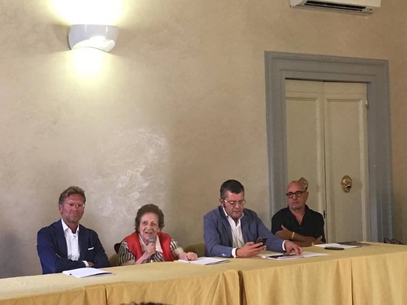 Inaugurata la stagione teatrale del Politeama Pratese