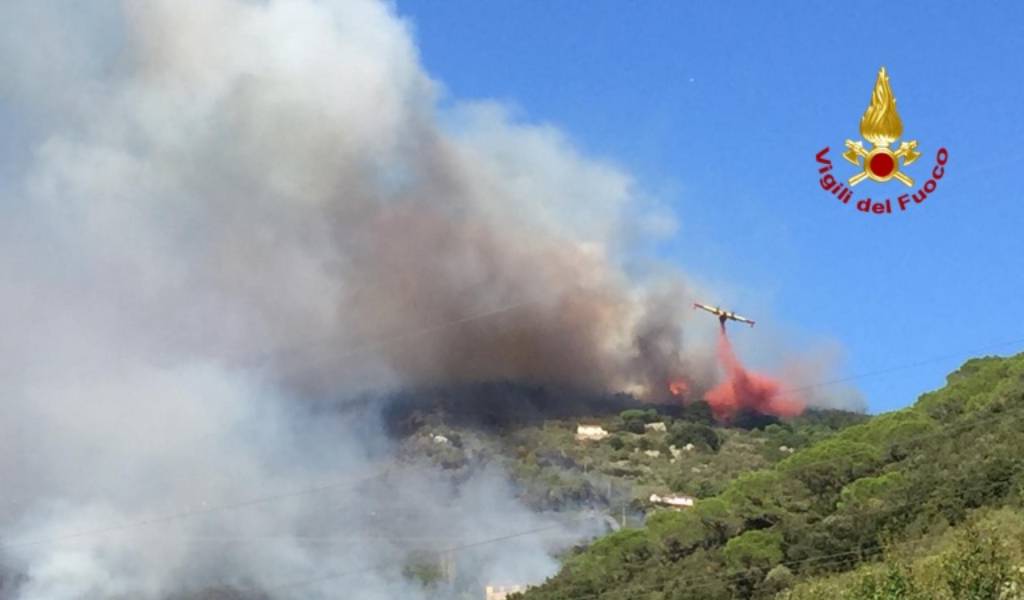 Incendio Monte Serra: ecco i dati sull’inquinamento