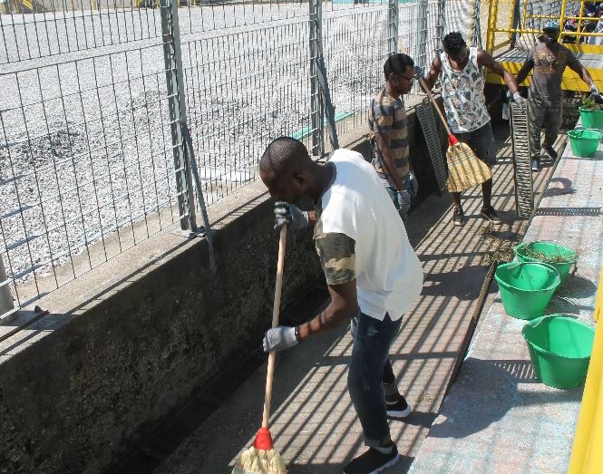 Migranti e toscani insieme a ripulire le sponde dei fiumi