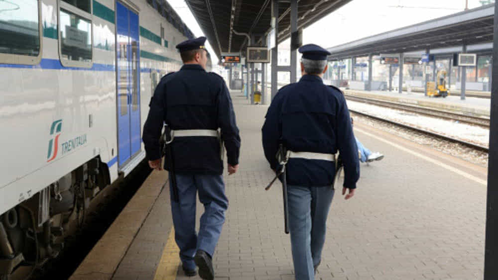 Rapina aggravata, arrestato all’esterno della stazione di Firenze Santa Maria Novella