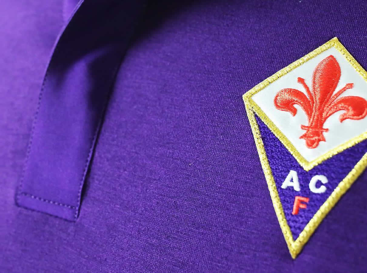 Solo per la maglia – Viola nel mondo
