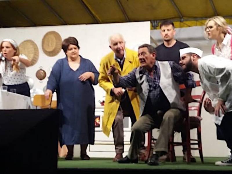 Grazie nonno: la commedia in scena all’ex Meucci