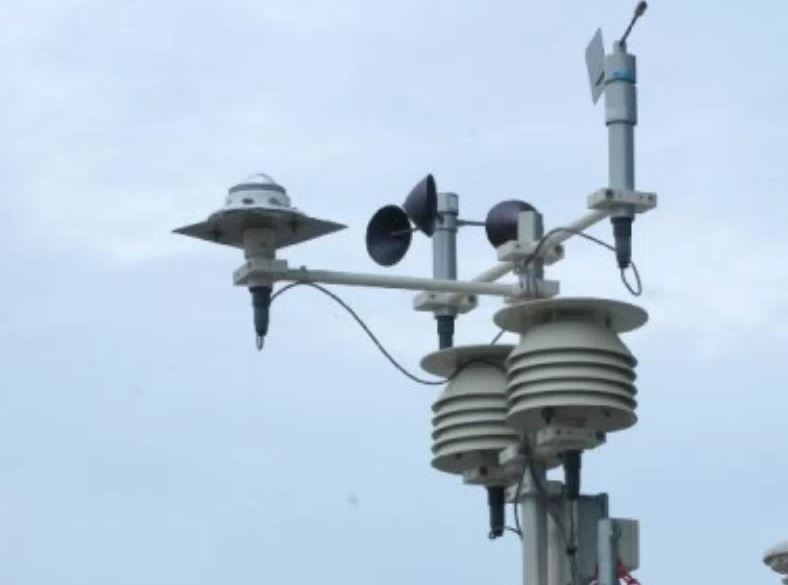 Qualità dell’aria, scatta l’ordinanza per divieto dell’uso di stufe e caminetti