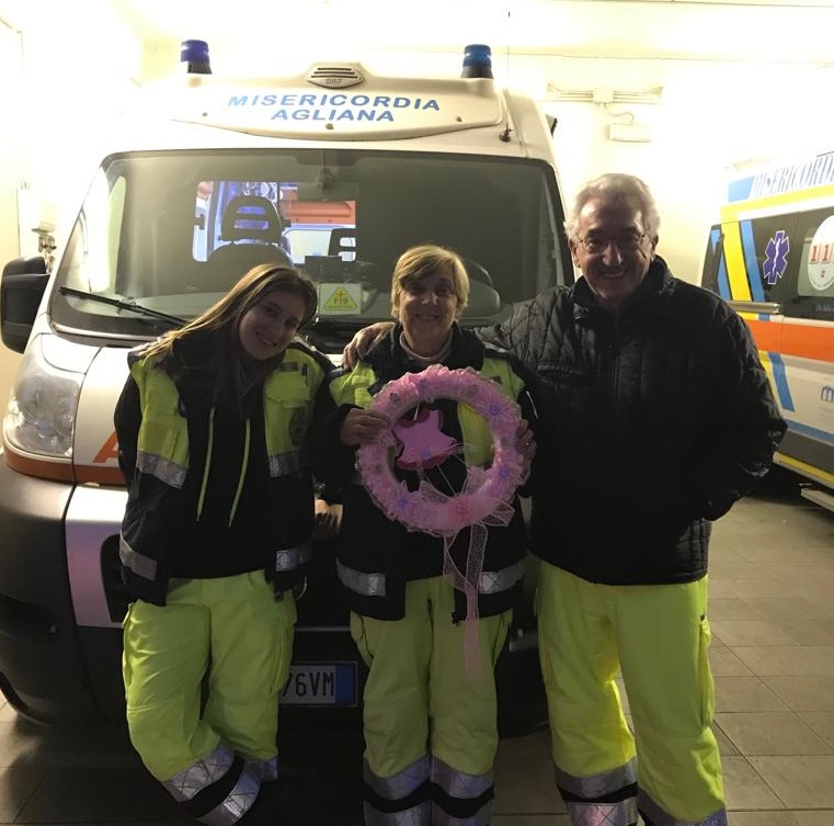 Agliana, donna partorisce la figlia in ambulanza