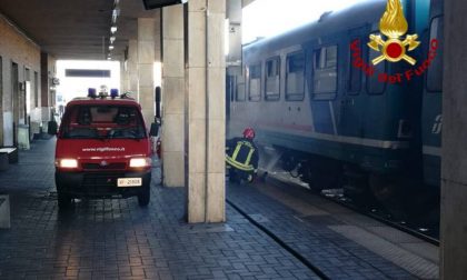 Treno va a fuoco alla stazione di Poggibonsi