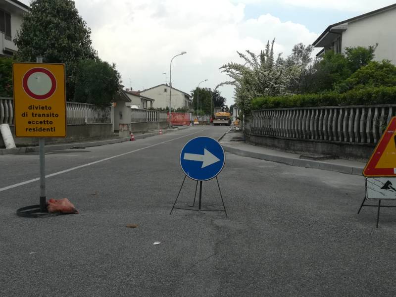 Lavori in corso a Comeana: attenzione ai divieti