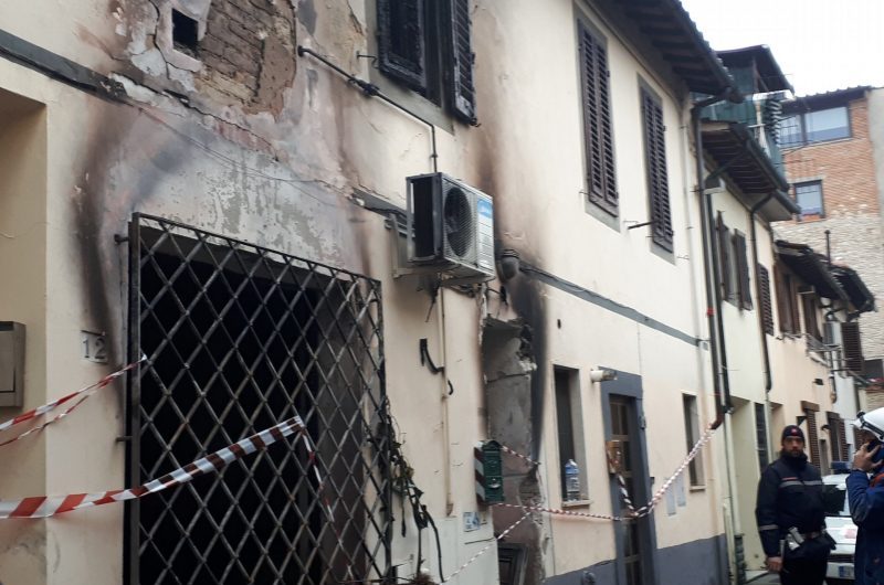 Paura per un incendio in via Catalani
