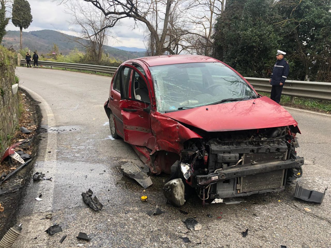 San Casciano, incidente frontale alla curva della Vannina sulla Cassia