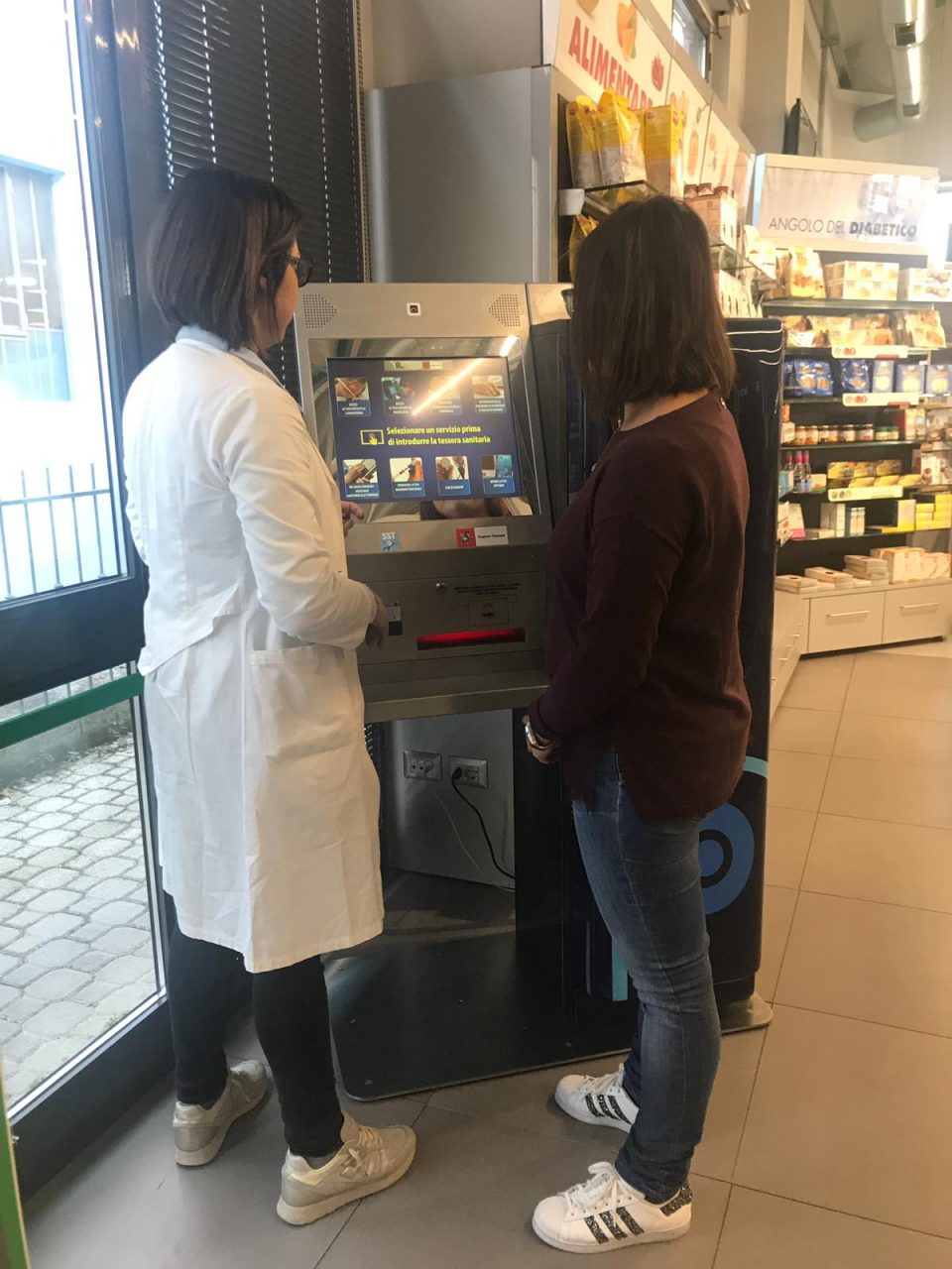 Totem Punto Si, il nuovo strumento per evitare la fila in farmacia