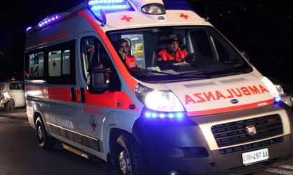 Alla guida in stato di ebbrezza provoca un incidente