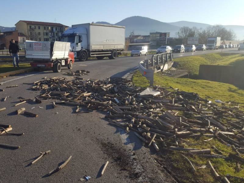 Incidente con perdita di carico a Montemurlo