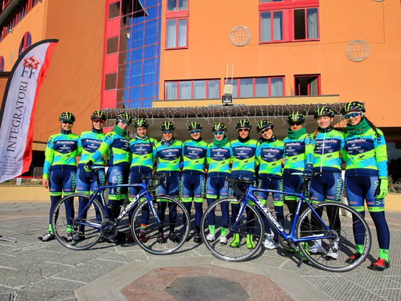 Ciclismo: l’Aromitalia Vaiano Basso ha concluso il ritiro
