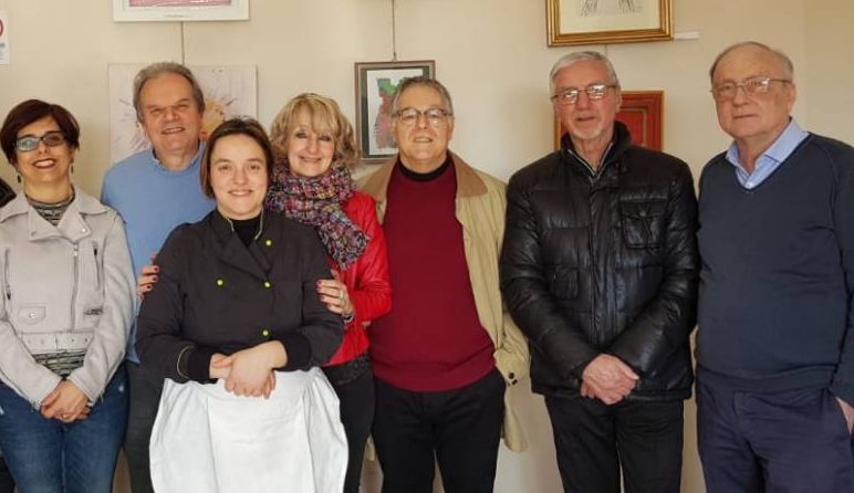 Alla pasticceria Betti (Montemurlo) una mostra contro la Sla