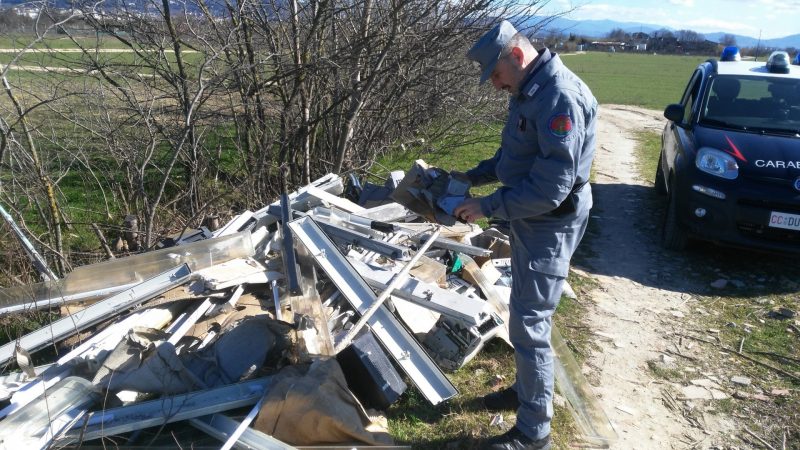 Rifiuti pericolosi abbandonati a Sesto