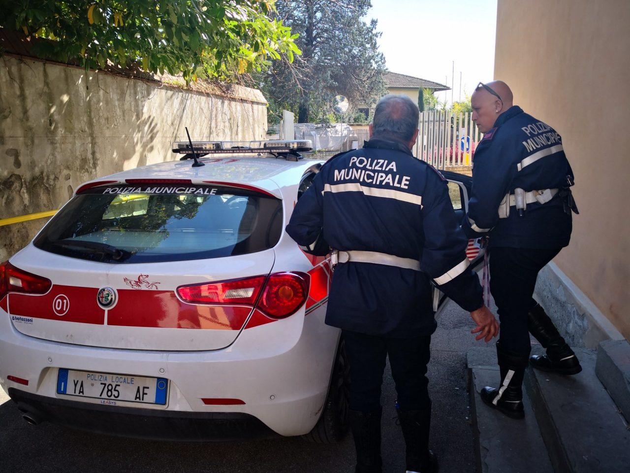 Arrestato parcheggiatore abusivo a Montecatini: l’intervento della Polizia Municipale