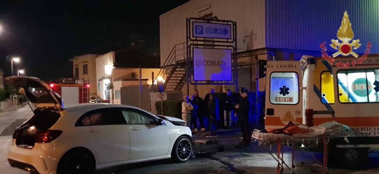 Cascina, incidente stradale tra un’ambulanza ed un altro veicolo