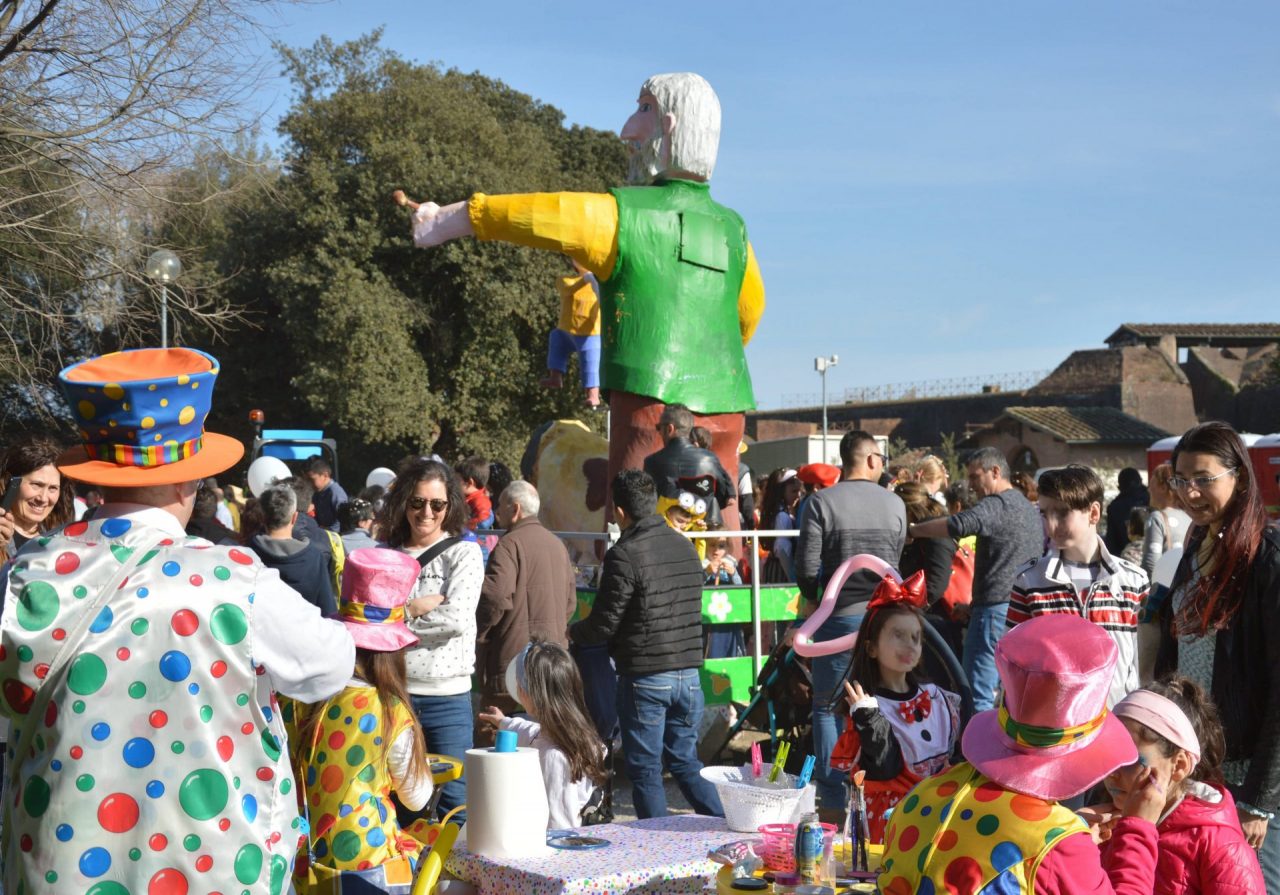 Carnevale di Pistoia, grande partecipazione anche alla seconda sfilata