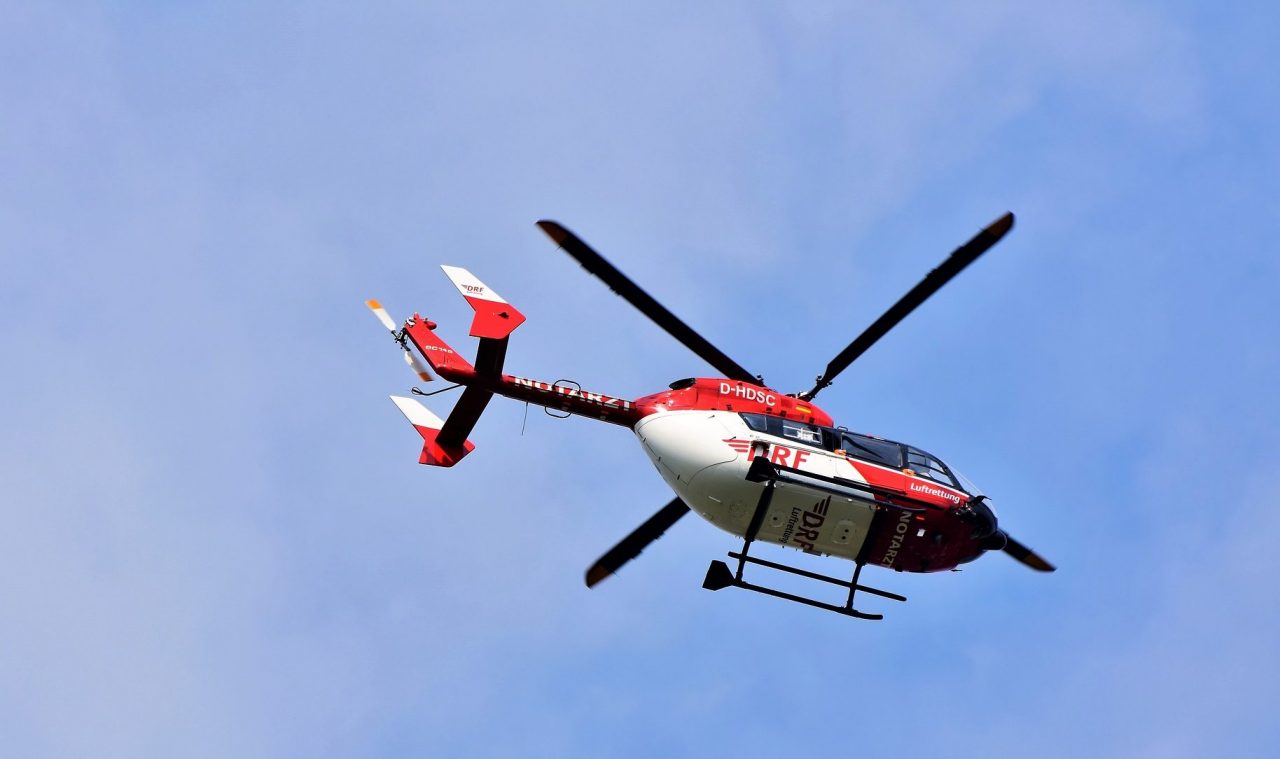 Incidente frontale tra due automobili