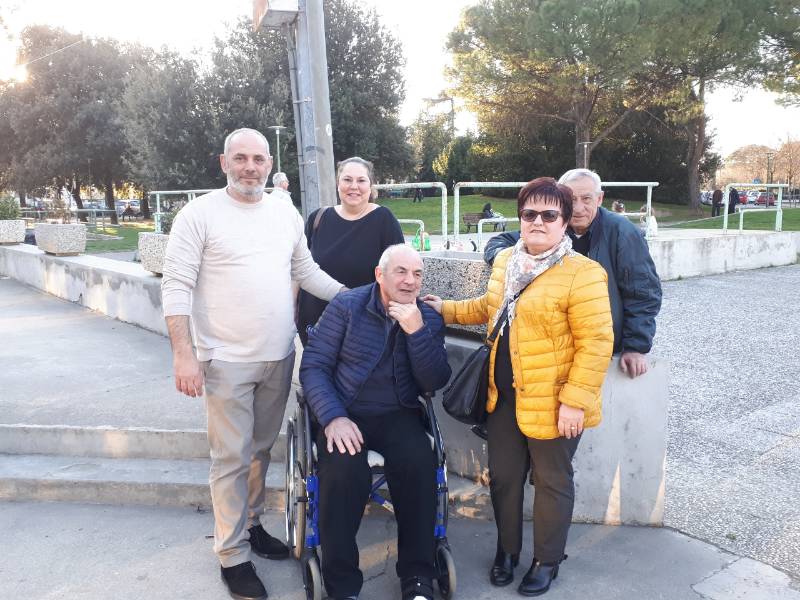 I Nas sospendono l’attività del consigliere, ma la piazza è con lui