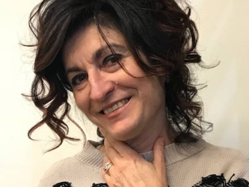 Eleonora, l’avvocatessa che trasforma la malattia in arte