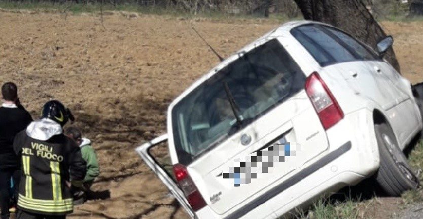 Poggibonsi, incidente mortale sulla strada di Lecchi