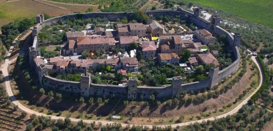 Monteriggioni: gli appuntamenti di prosa continuano