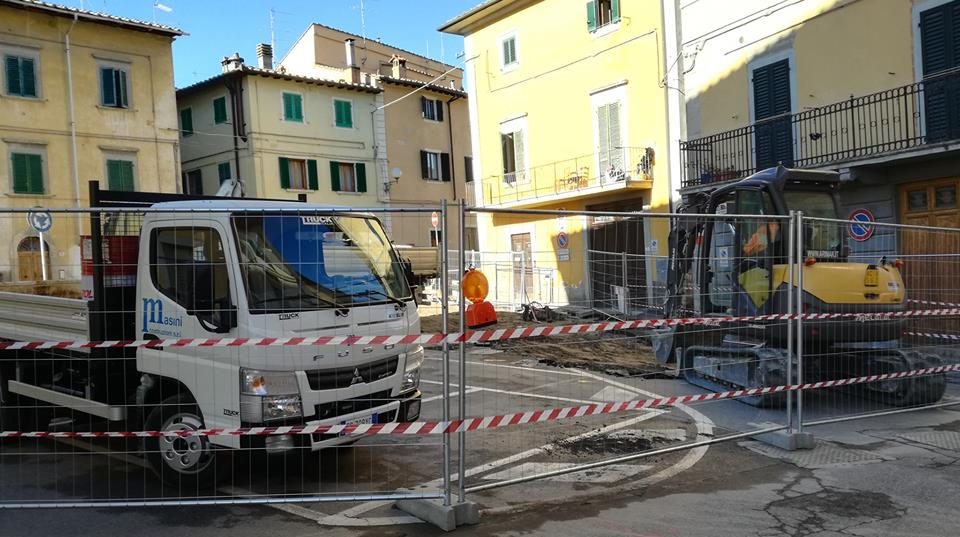 Poggibonsi, inizia la riqualificazione di piazza Frilli