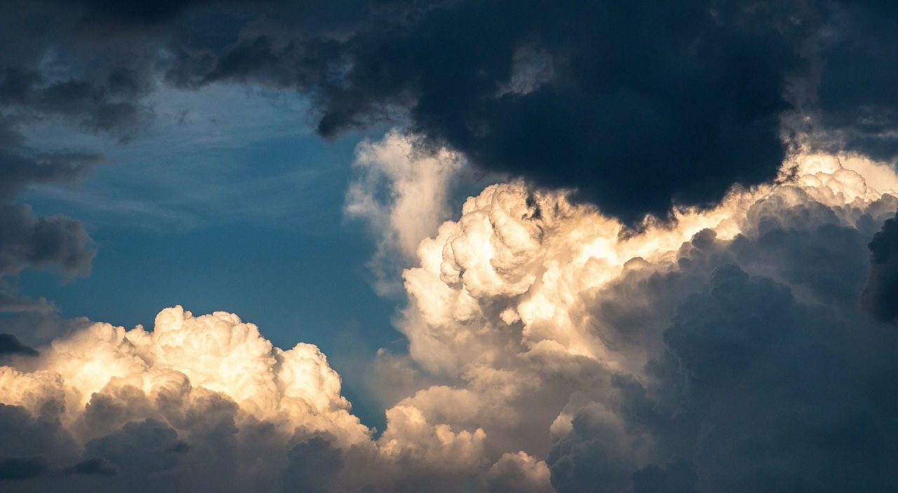 Vento forte, codice giallo prolungato fino alla mezzanotte del 20 gennaio