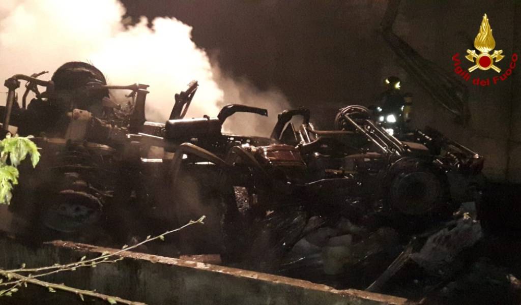 Incidente in autostrada: muore carbonizzato IL VIDEO