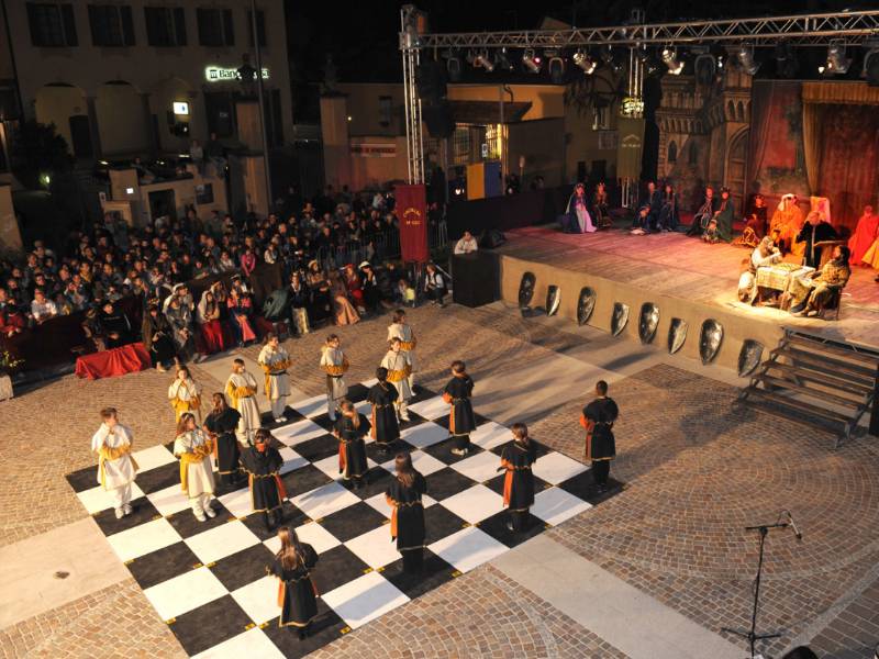 Dama vivente al parco di Cangione