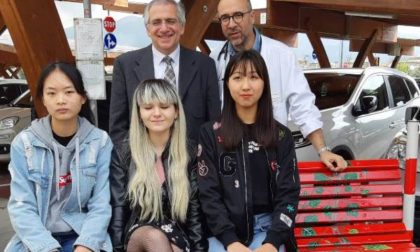 Ospedale Santo Stefano: ecco la panchina contro il femminicidio