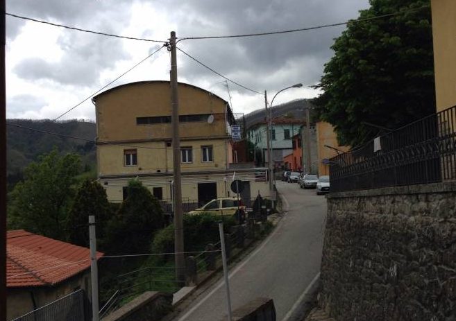 A Le Grazie viene restaurato il monumento storico ai caduti