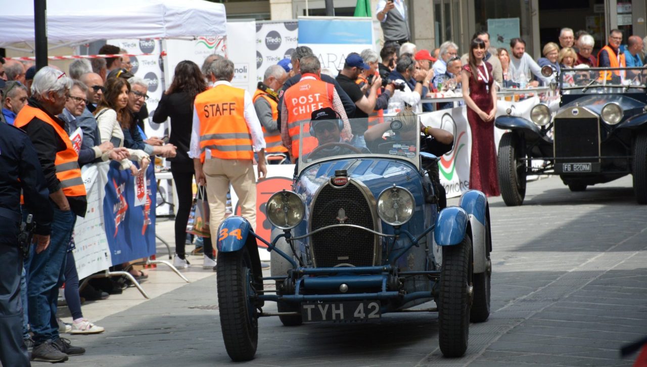 1000 Miglia Poggibonsi: la corsa arriva in città VIDEO