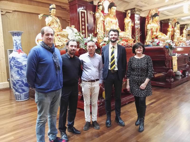 Visita al tempio buddista per i candidati al consiglio comunale Marina Grasso e Andrea Risaliti