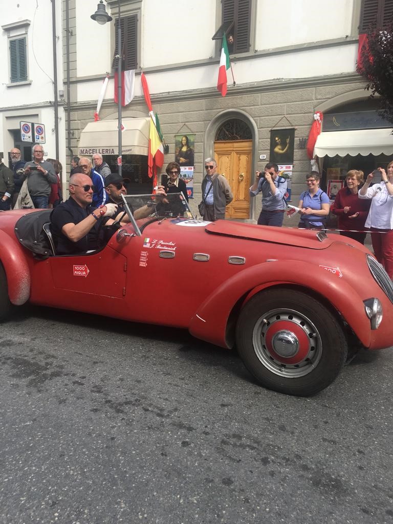 A Vinci bagno di folla per la 1000 MIglia