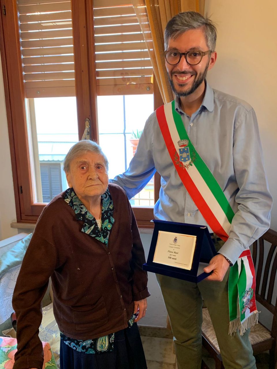 Tanti auguri a nonna Flora per i suoi 100 anni