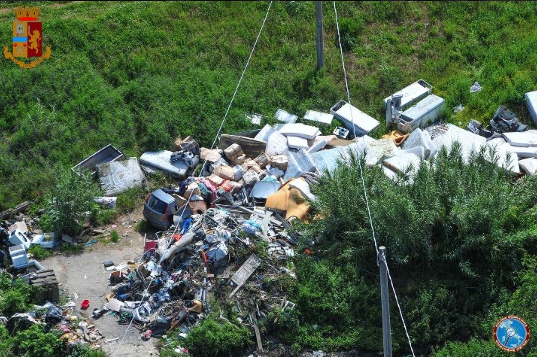 Pulizia totale nel campo rom di Pistoia, ecco l’ordinanza del sindaco