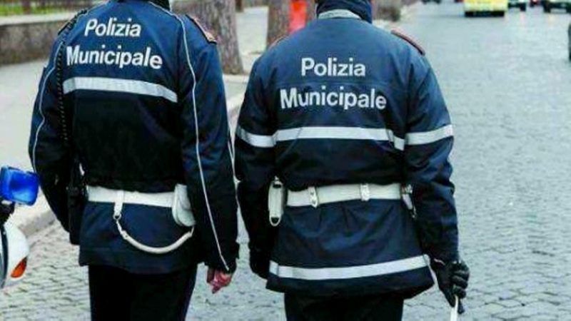 Donna fermata a Firenze senza mascherina, la Uil Fpl: “Basta gogna mediatica contro la polizia municipale”