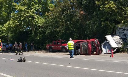 Incidente auto moto Bellavista: condizioni critiche ma stabili per i due ragazzi