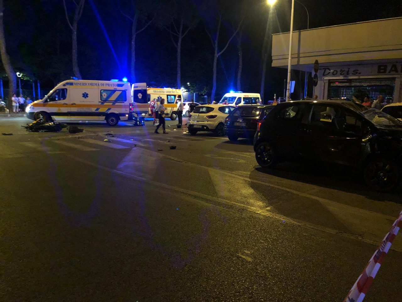Incidente sul viale Galilei: due feriti gravi