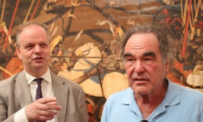 Il premio Oscar Oliver Stone in visita agli Uffizi