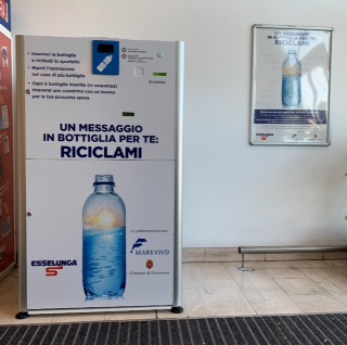 Primo eco-compattatore di bottiglie di plastica targato Esselunga
