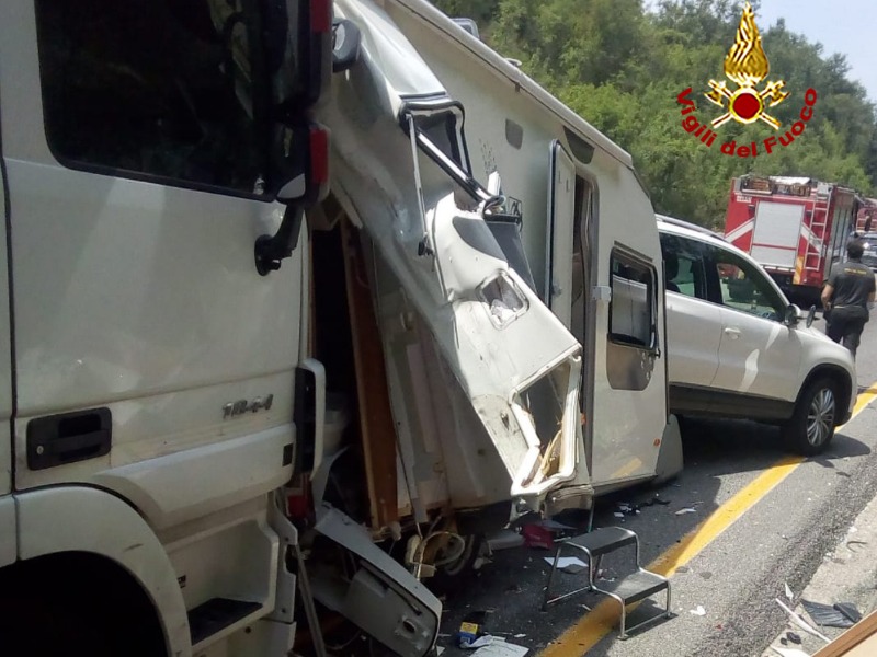 Incidente sulla Fi-Pi-Li direzione mare