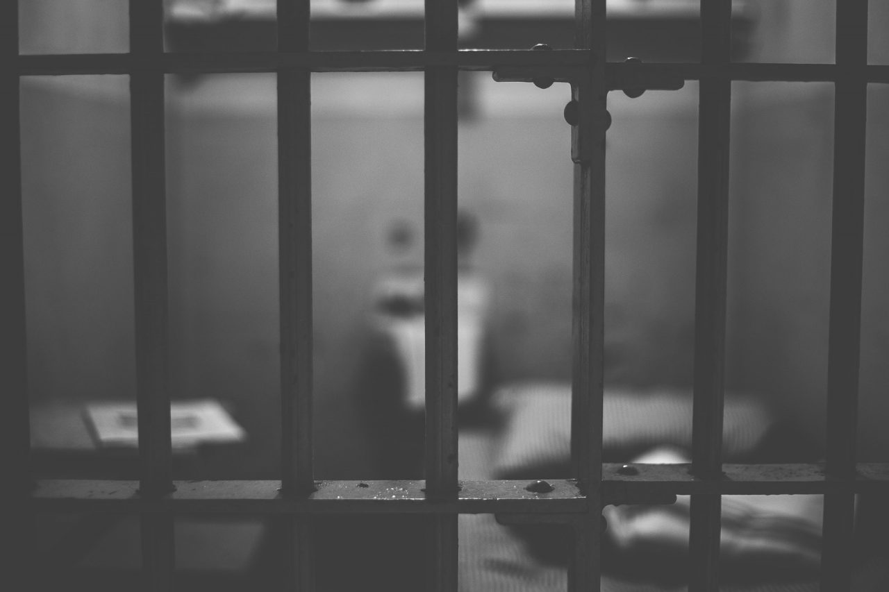 Sesso in carcere? SAPPE: “Meglio permessi premio ai detenuti più meritevoli. Non si riduca il carcere a una barzelletta”